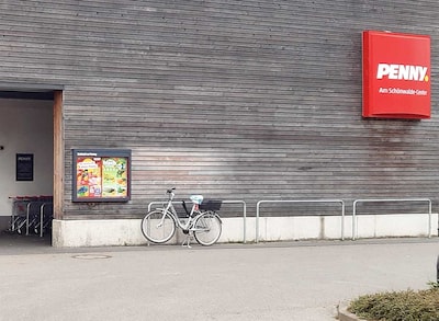 sie sehen den Eingang vom Penny Markt in Greifswald/Schoenwalde Ernst-Thaelmann-Ring 14