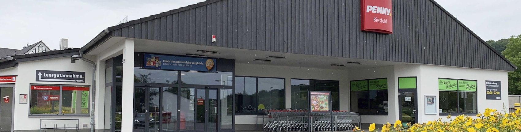 sie sehen den Eingang vom Penny Markt in Kürten – Biesfeld Wipperfuerther Strasse 235