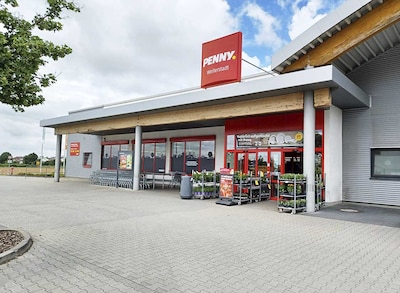 Sie sehen den Eingang vom Penny Markt in Weiterstadt, Max-Plank-Str. 6A