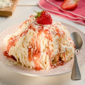 Auf diesem Bild siehst du unser Spaghetti Eis.