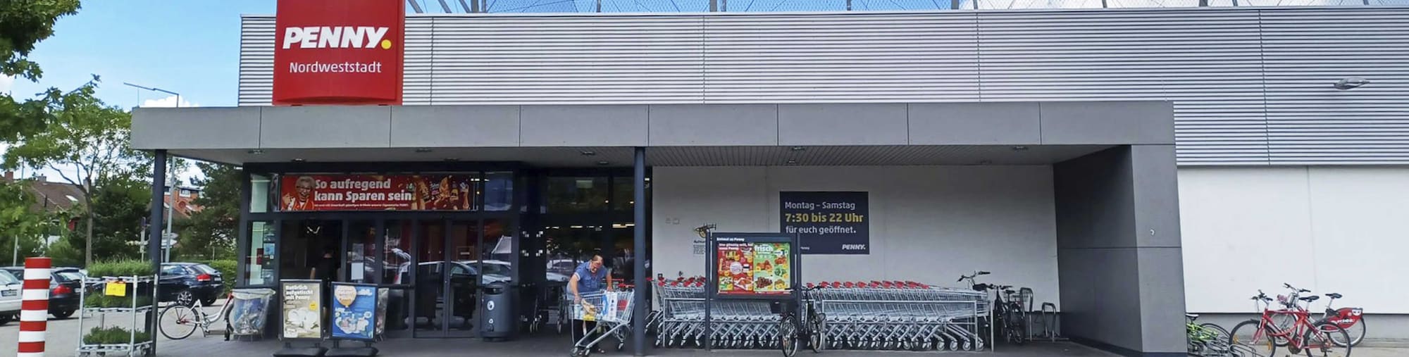 Sie sehen den Eingang vom Penny Markt in Karlsruhe/Nordweststadt, Josef-Schofer-Str. 16