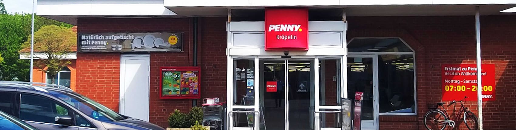 sie sehen den Eingang vom Penny Markt in Kröpelin 