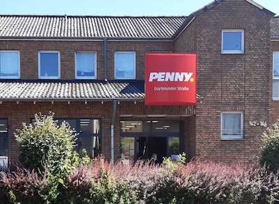 Sie sehen den Eingang vom Penny Markt in Recklinghausen - Ost, Dortmunder Strasse 162
