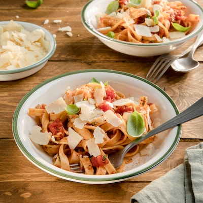 Auf diesem Bild siehst du unsere fertigen Tagliatelle all'arrabiata.