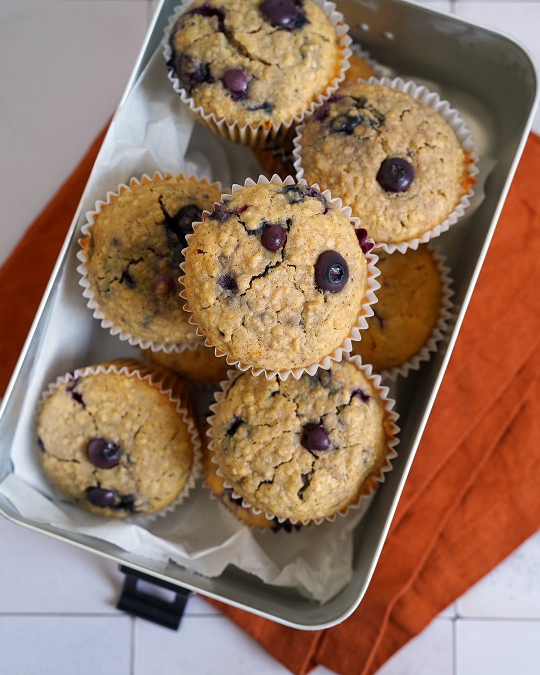 Dieses Bild zeigt unsere Blaubeeren Haferflocken Muffins.