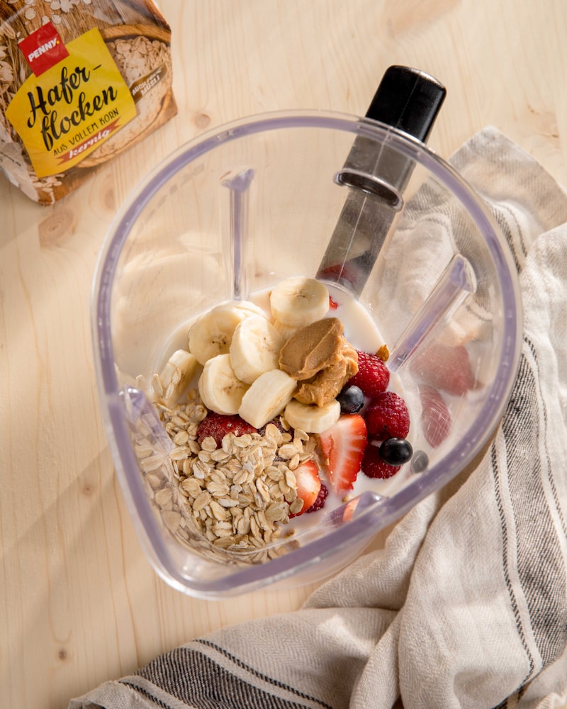 Auf diesem Bild siehst du die Zutaten für Mo Müllers Shake à la "Mo".