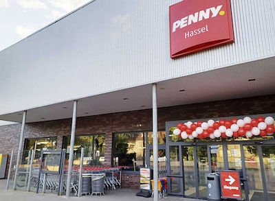 Sie sehen den Eingang vom Penny Markt in Gelsenkirchen - Hassel, Valentinstr./Polsumer Str. 216