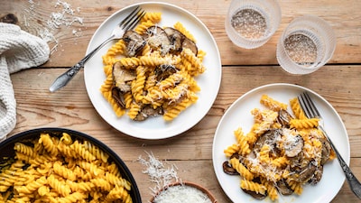 Kürbis Pasta mit Pilzen