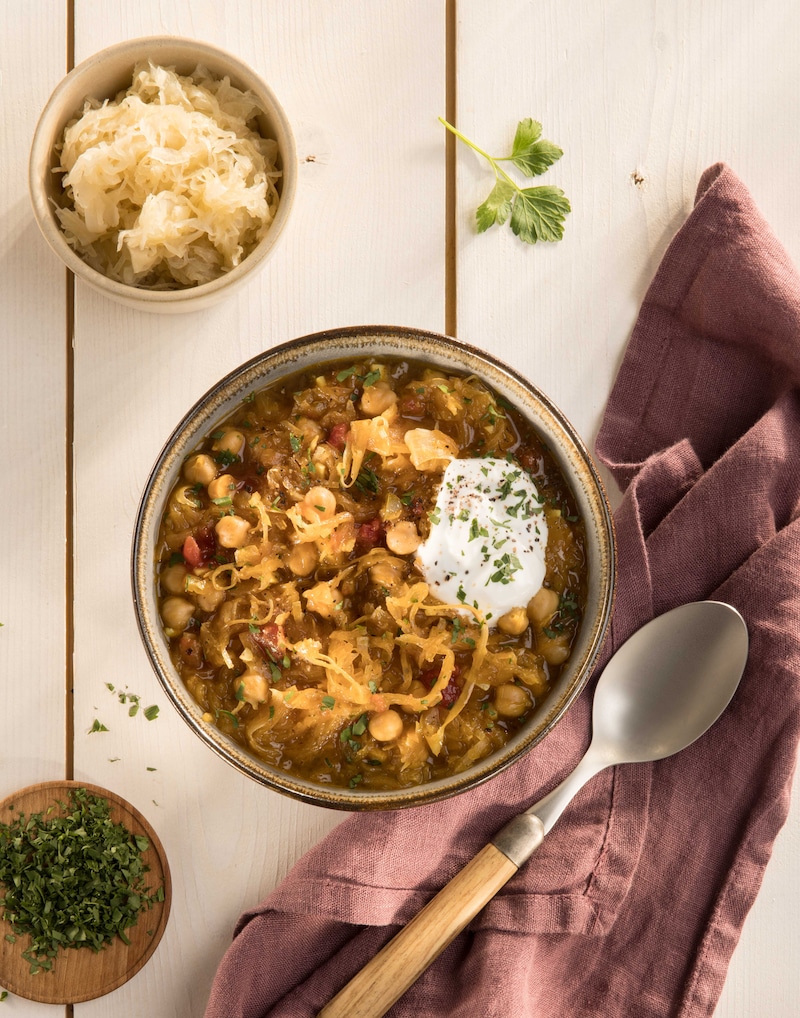 Dieses Bild zeigt unsere Sauerkrautsuppe „orientalisch”.