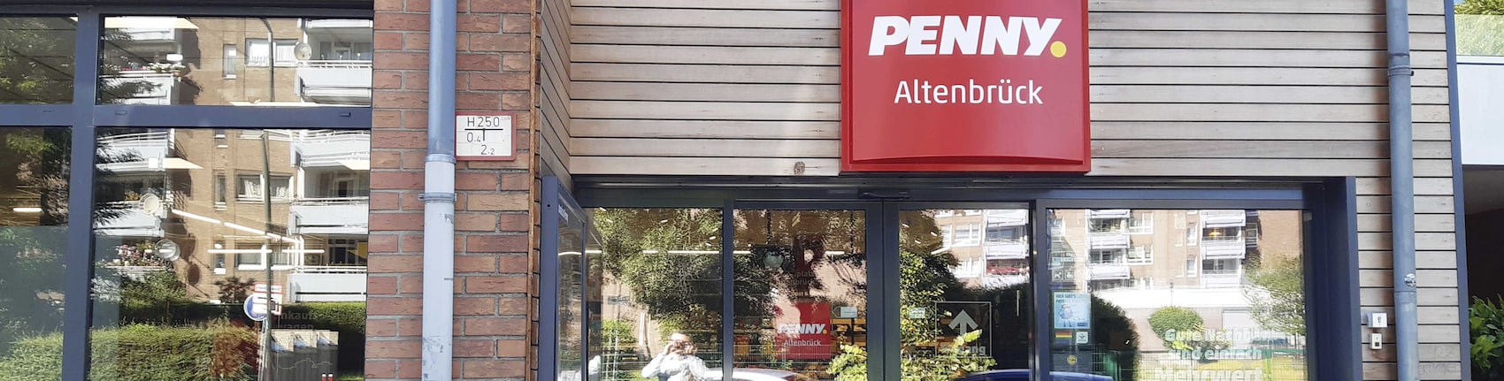 Sie sehen den Eingang vom Penny Markt Düsseldorf – Hassels Altenbrueckstrasse 15