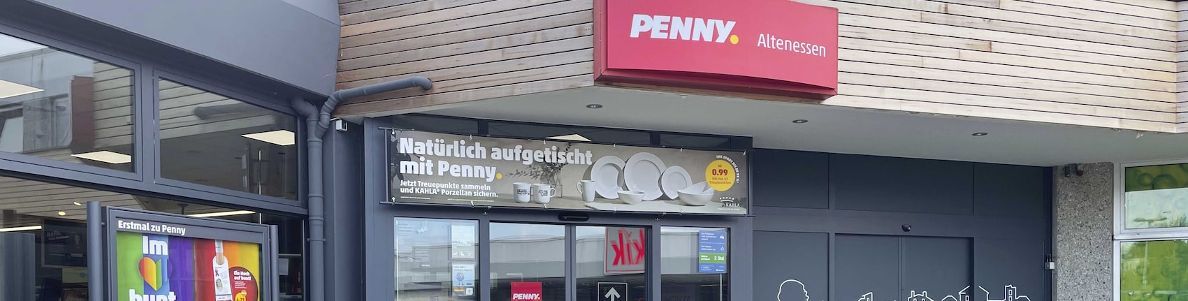 Sie sehen den Eingang vom Penny Markt in Essen - Altenessen, Altenessener Str. 610