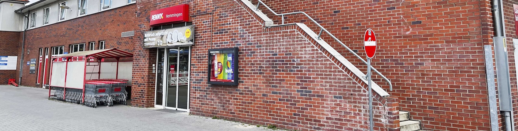 Sie sehen den Eingang vom Penny Markt in Hemmingen, Goettinger Landstr. 60