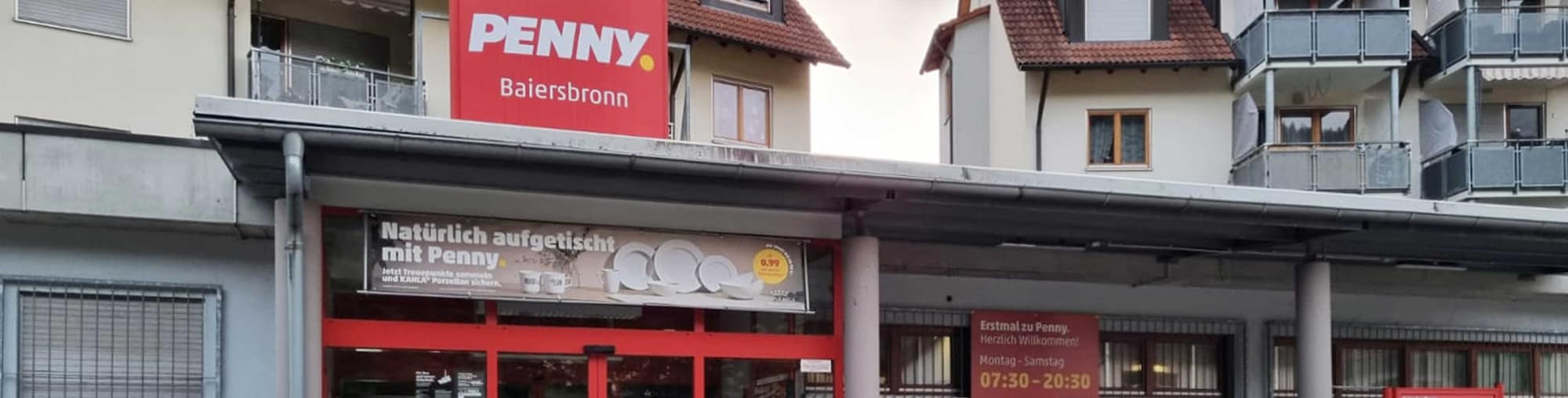 Sie sehen den Eingang vom Penny Markt in Baiersbronn, Oberdorfstr. 166