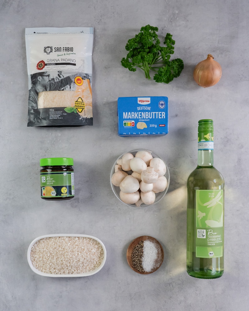 Dieses Bild zeigt, die Zutaten für das Champignon Risotto.