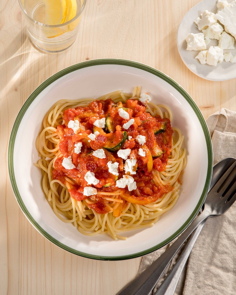 Auf diesem Bild siehst du Mo Müllers Pasta MoScuitta.