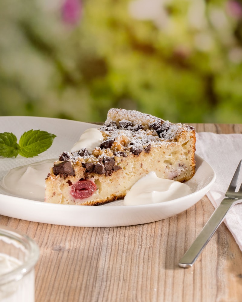 Dieses Bild zeigt unseren Buttermilch Kirschkuchen.