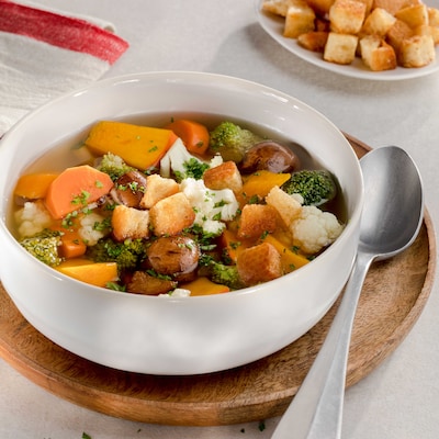 Auf diesem Bild siehst du unsere Gemüsesuppe.