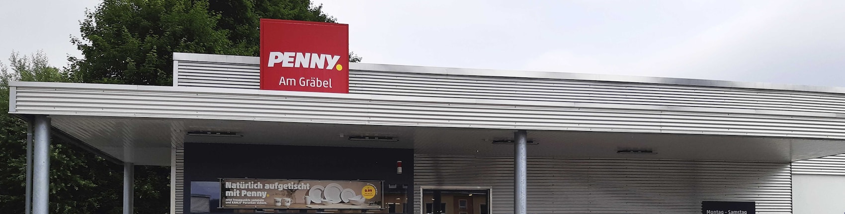 Sie sehen den Eingang vom Penny Markt in Zschopau Am Graebel 1