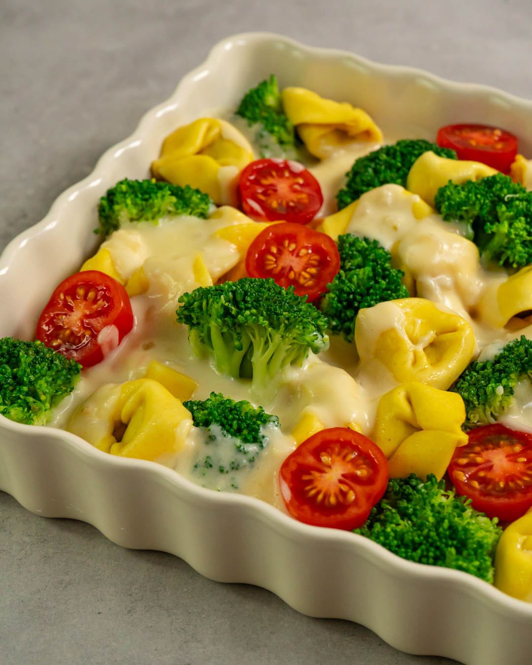 Tortellini-Brokkoli-Auflauf – cremiges vegetarisches Rezept mit ... Tortellini-Brokkoli-Auflauf – cremiges vegetarisches Rezept mit ...