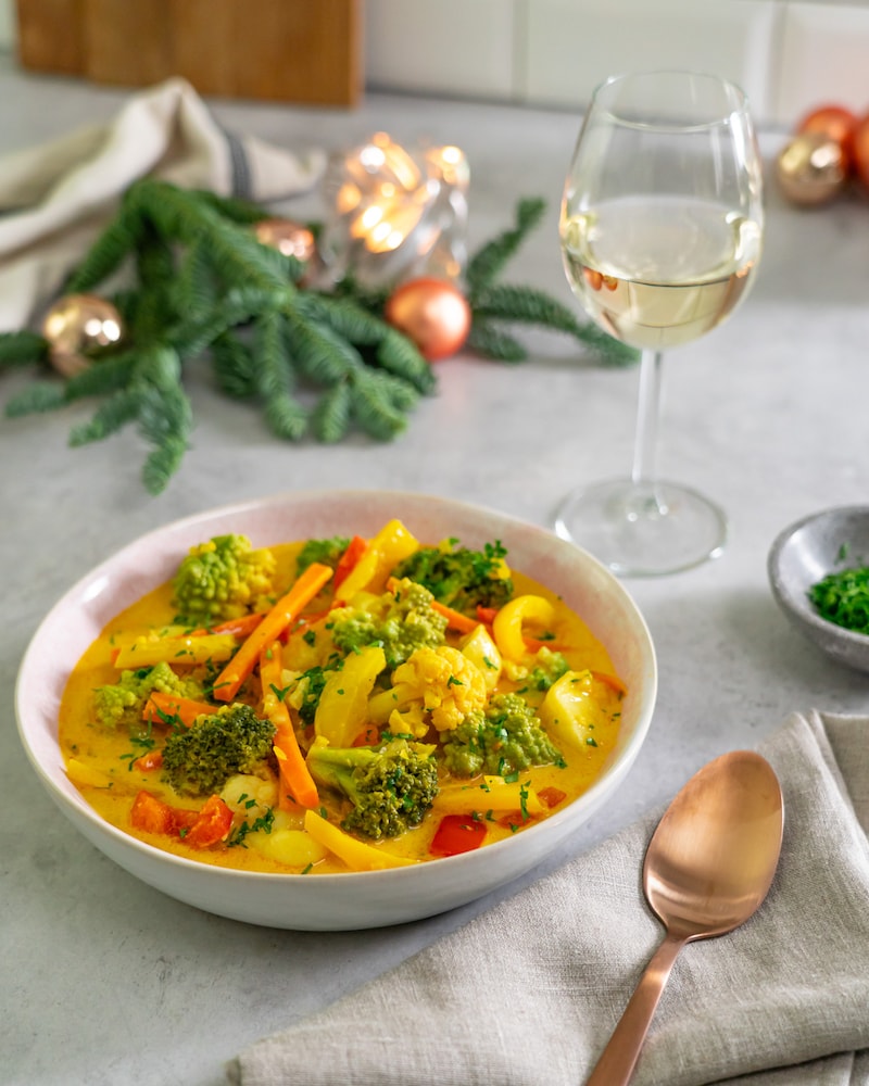 Dieses Bild zeigt das fertige Knödel-Curry.