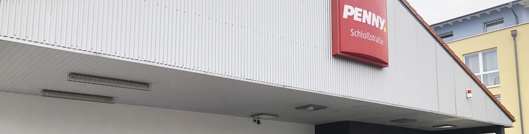 sie sehen den Eingang vom Penny Markt in Velbert – Mitte Schloss Strasse 65