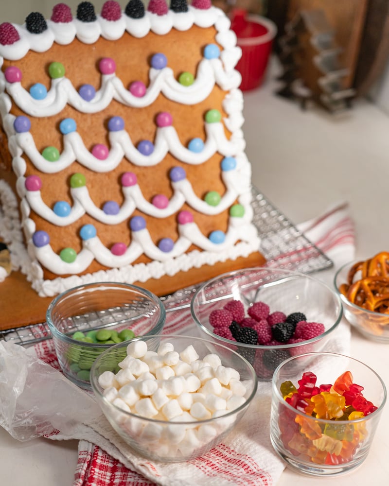 Dieses Bild zeigt unser fertiges Lebkuchenhaus.