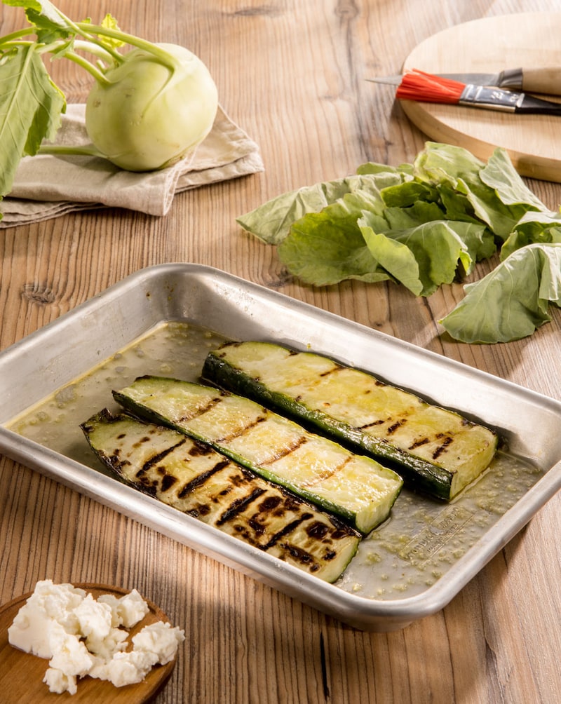 Dieses Bild zeigt die Zucchini für die Tortillarolle.
