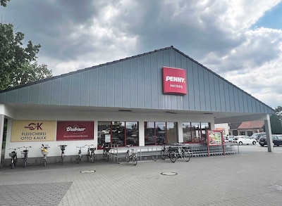 Sie sehen den Eingang vom Penny Markt in Herzberg/Elster Grochwitzer Str. 2A