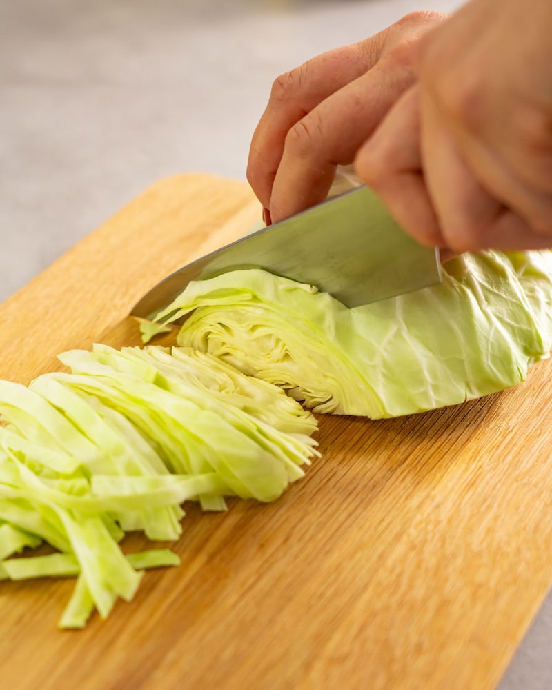 Dieses Bild zeigt wie das Risotto geschnitten wird.