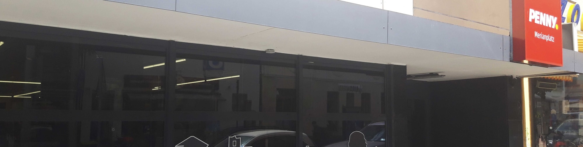 Sie sehen den Eingang vom Penny Markt in Frankfurt/Nordend-Ost, Berger Str. 23