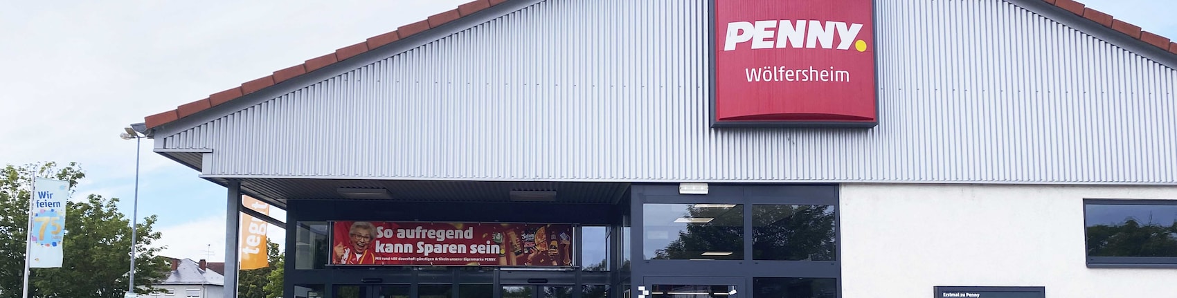 Sie sehen den Eingang vom Penny Markt in Woelfersheim, Biedrichstr. 61