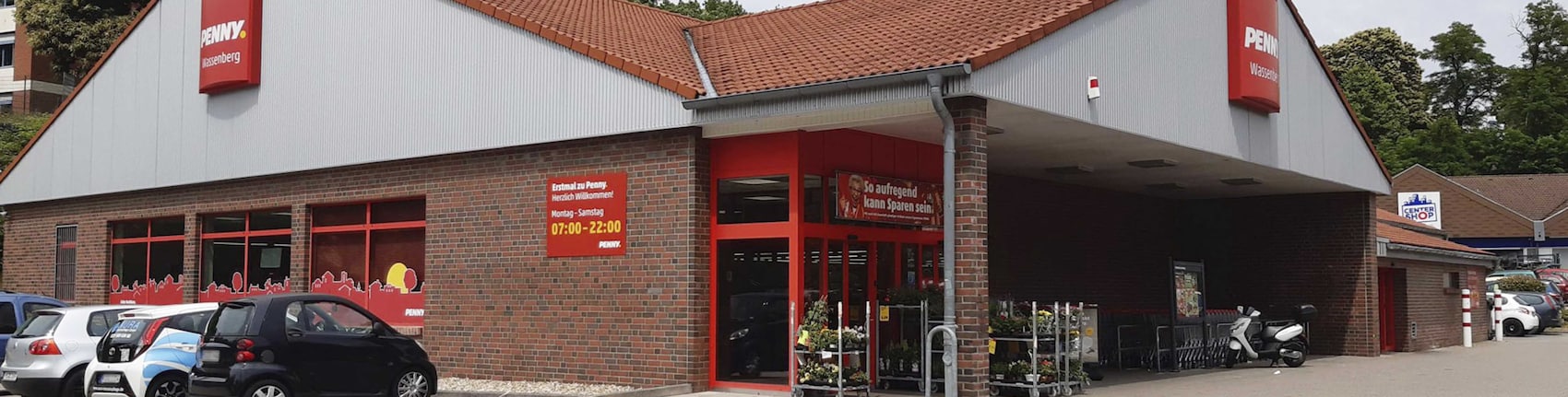Sie sehen den Eingang vom Penny Markt Wassenberg Erkelenzer Strasse 24-51