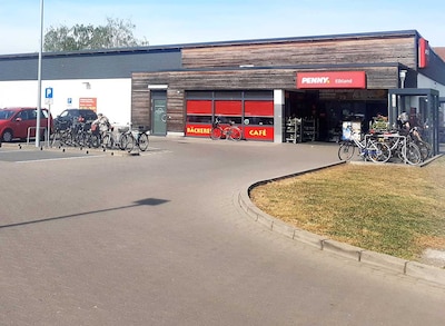 sie sehen den Eingang vom Penny Markt in Wittenberge Kyritzer Str. 7 