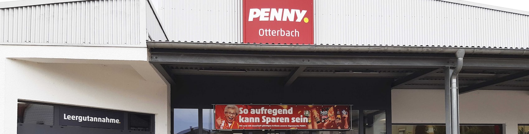Sie sehen den Eingang vom Penny Markt in Otterbach, Lauterstr. 2