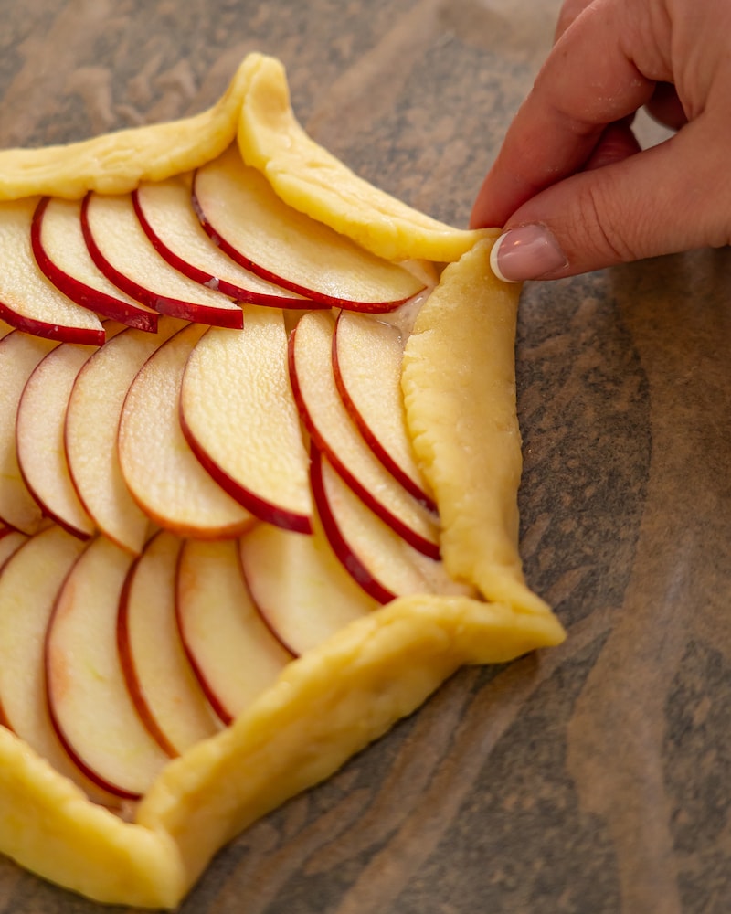 Apfel-Galettes mit Waldhonig