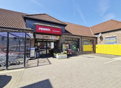 sie sehen den Eingang vom Penny Markt in Köln – Merkenich Merkenicher Hauptstr. 109