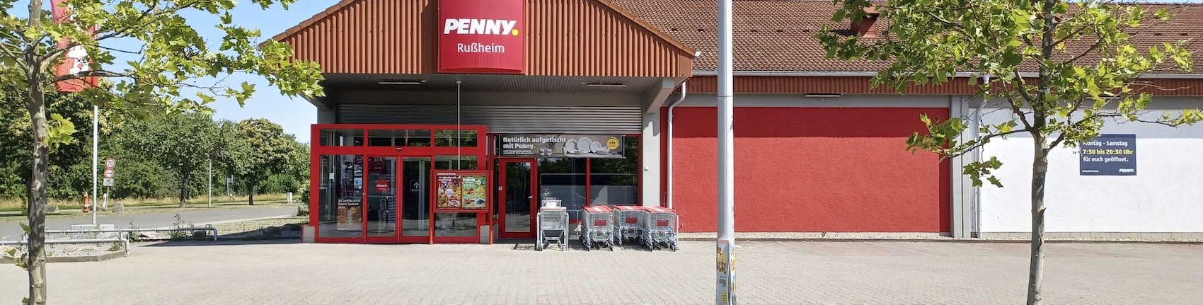 Sie sehen den Eingang vom Penny Markt in Dettenheim/Russheim, Liedolsheimer Str. 27