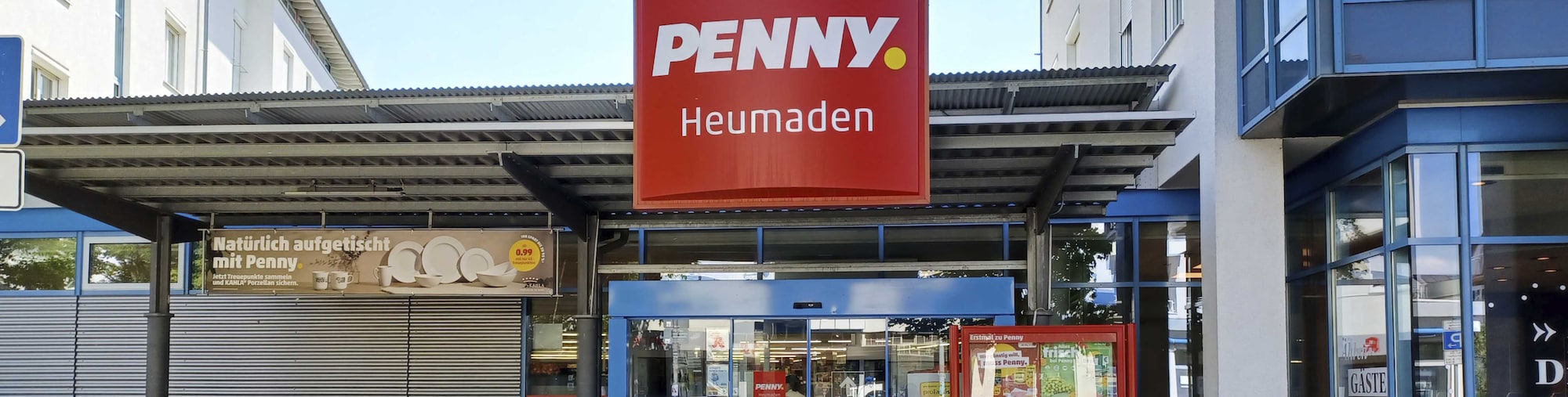 Sie sehen den Eingang vom Penny Markt in Stuttgart/Heumaden, Bildaecker Str./ Bockelstr. 29