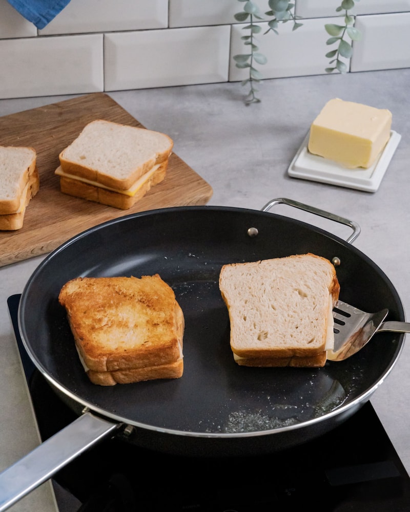 Grilled Cheese Sandwich 