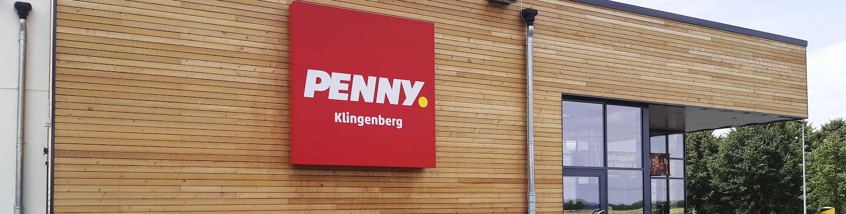 Sie sehen den Eingang vom Penny Markt in Klingenberg Siedlungsweg 70