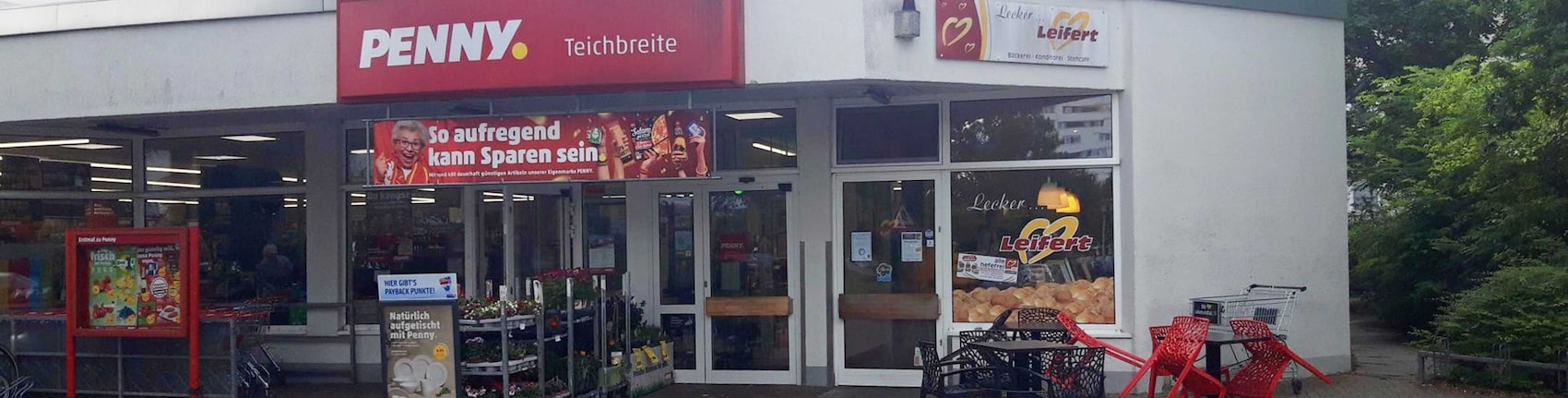 Sie sehen den Eingang vom Penny Markt in Wolfsburg/Teichbreite, Droemlingstr. 10