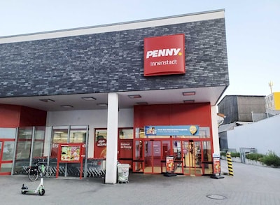 Sie sehen den Eingang vom Penny Markt in Herne - Mitte, Vinckestr. 4