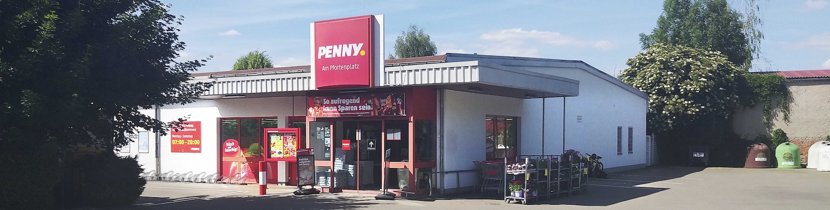 Sie sehen den Eingang vom Penny Markt in Allstedt Pfortenplatz 16