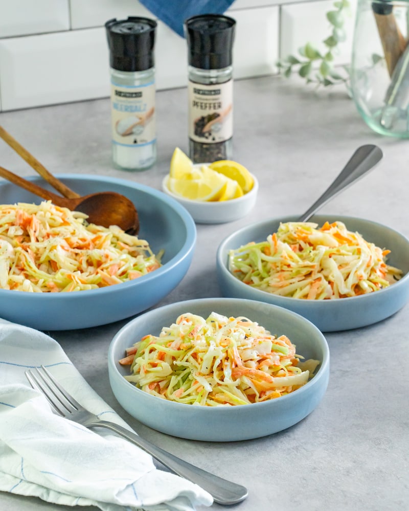 Dieses Bild zeigt das fertige Coleslaw.