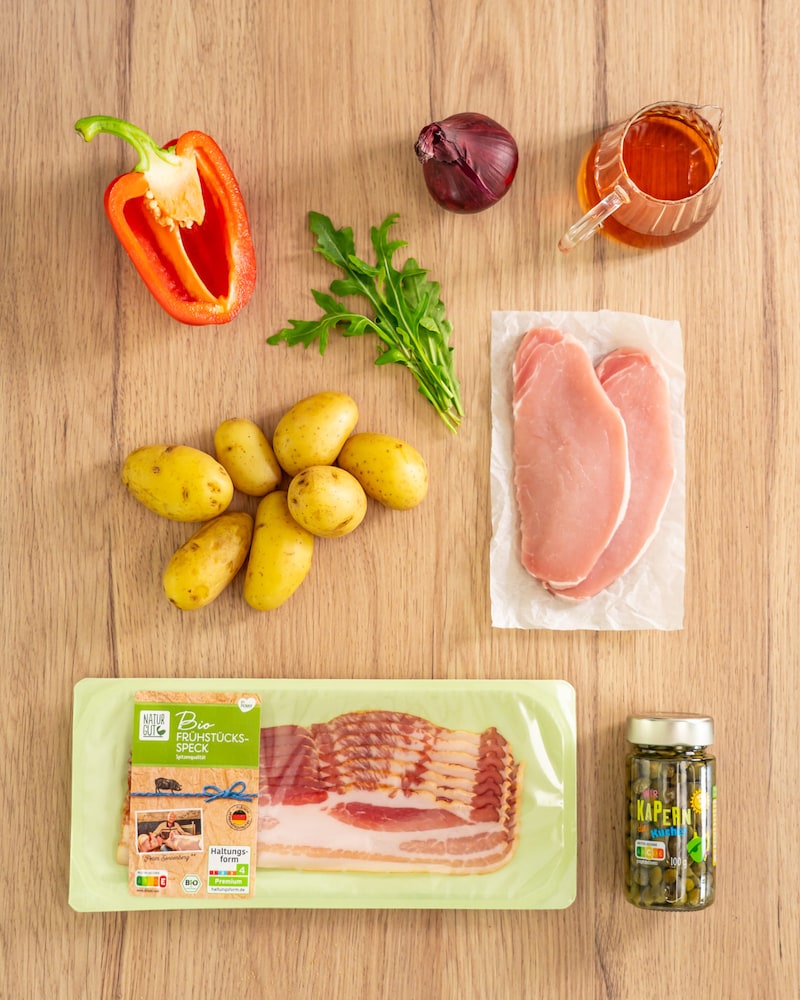Dieses Bild zeigt die Zutaten für die Kräuterschnitzel.