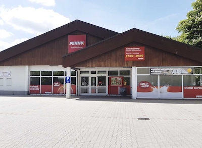 Sie sehen den Eingang vom Penny Markt in Marienberg Aeussere Annaberger Str. 15