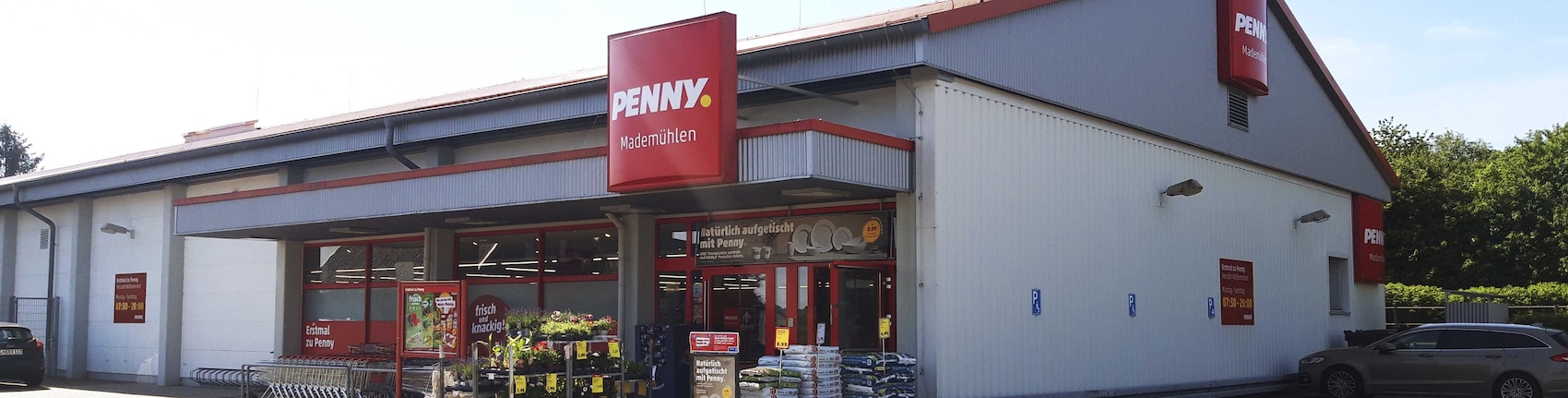 Sie sehen den Eingang vom Penny Markt in Driedorf/Mademuehlen, Westerwaldstr. 23