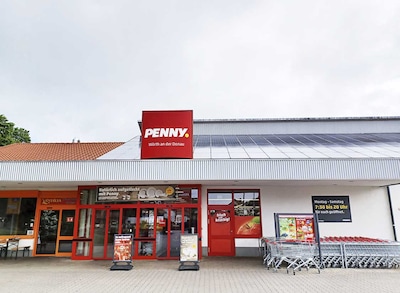 Sie sehen den Eingang vom Penny Markt in Woerth a.d. Donau, Bayerwaldstr. 16 a