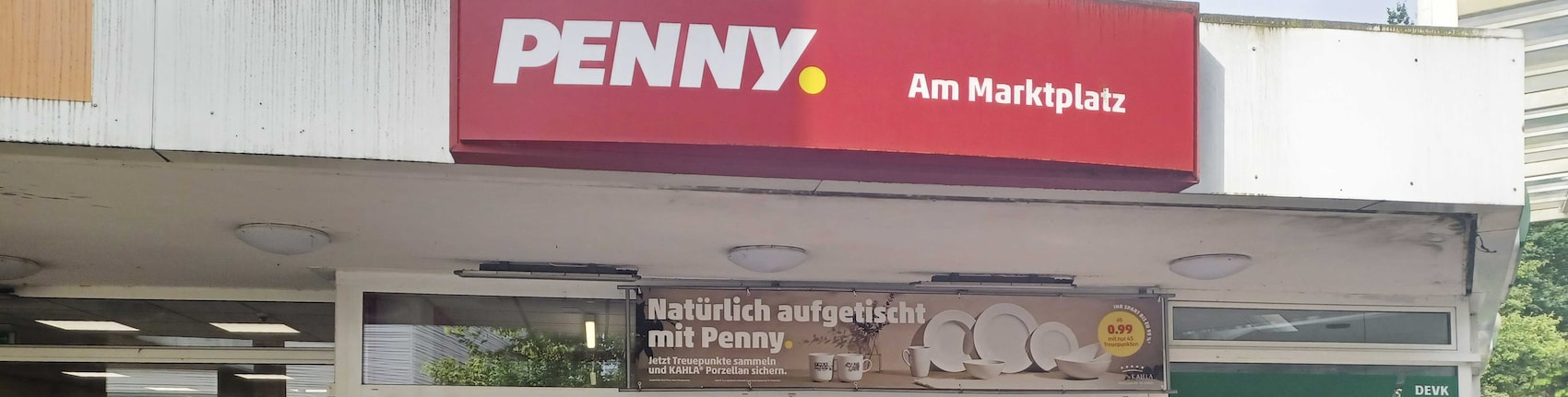 Sie sehen den Eingang vom Penny Markt in Hamburg/Eidelstedt, Ekenknick 9