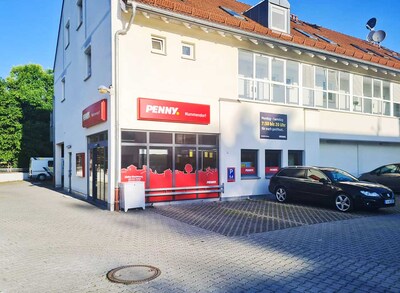 Sie sehen den Eingang vom Penny Markt in Mammendorf Eitelsrieder Str. 2